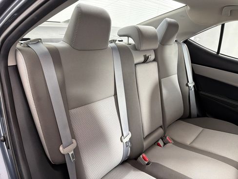 Used 2018 Toyota Corolla LE w/ LE Premium Package w/Moonroof FWD image 22