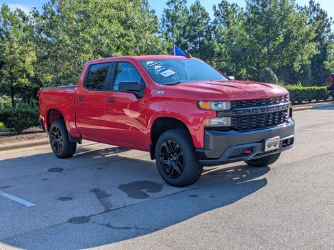 Used 2022 Chevrolet Silverado 1500 Custom Trail Boss w/ Safety Confidence Package AWD/4WD image 2