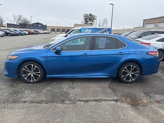 Used 2019 Toyota Camry SE video 1