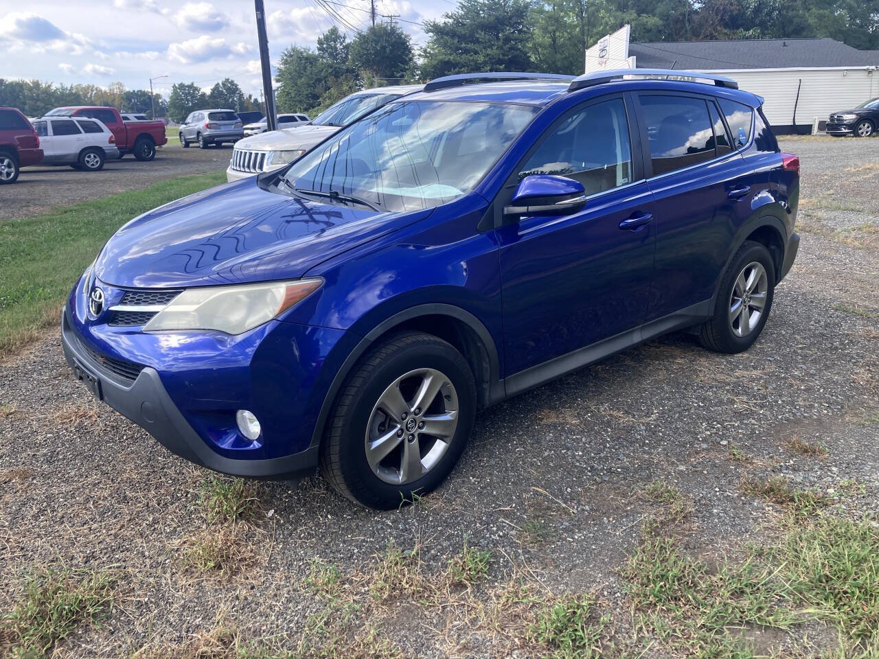 Used 2015 Toyota RAV4 XLE AWD/4WD image 1