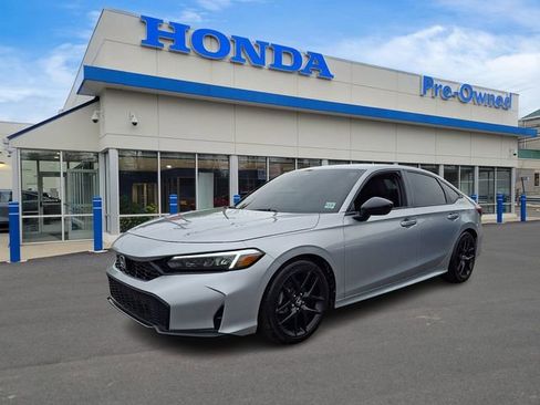 Used 2025 Honda Civic Sport image 1
