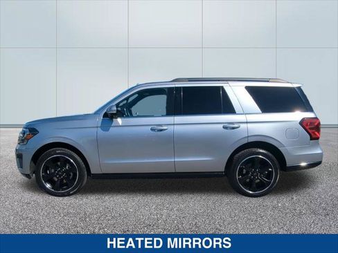 Used 2023 Ford Expedition Limited AWD/4WD image 2