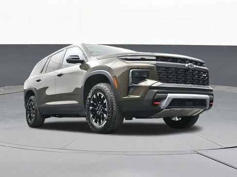 Used 2024 Chevrolet Traverse Z71 w/ Enhanced Driving Package image 54