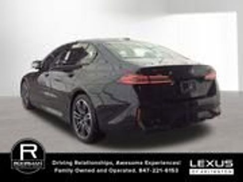 Used 2026 BMW 530i xDrive image 4