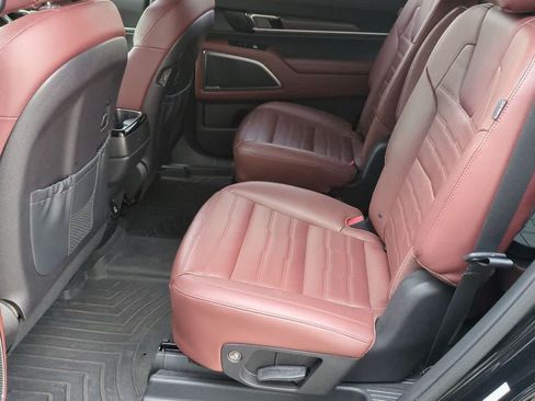 Used 2023 Kia Telluride SX Prestige AWD/4WD image 19