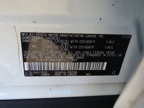 Used 2022 Toyota RAV4 LE image 25