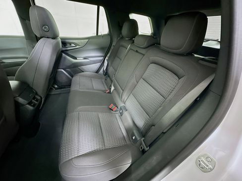 Used 2025 Chevrolet Equinox LT image 27