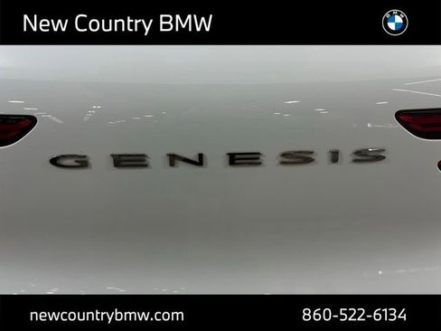 Used 2025 Genesis GV70 2.5T w/ Select Package AWD/4WD image 11