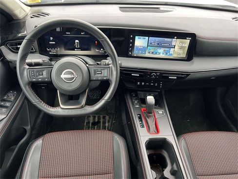 Used 2025 Nissan Kicks SR image 13