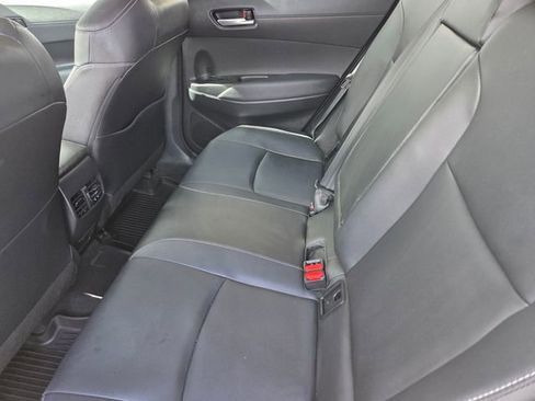 Used 2023 Toyota Corolla Cross XLE w/ Convenience Package image 11