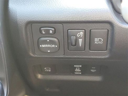 Used 2022 Toyota 4Runner Limited image 35