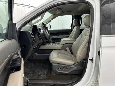 Used 2020 Ford Expedition Limited AWD/4WD image 4