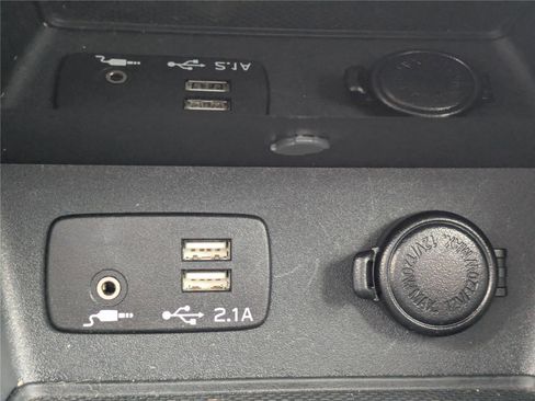 Used 2022 Subaru Forester Wilderness image 21