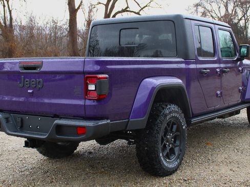 New 2026 Jeep Gladiator Sport image 6