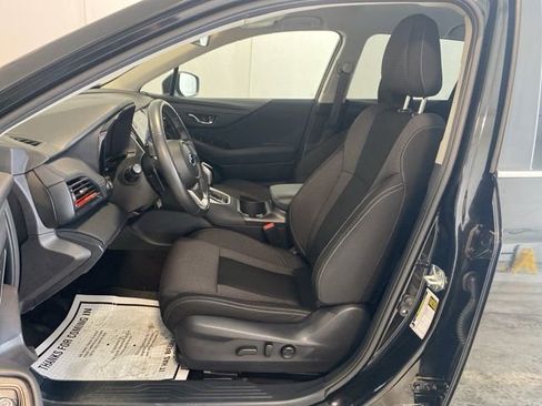Used 2023 Subaru Outback Premium image 9
