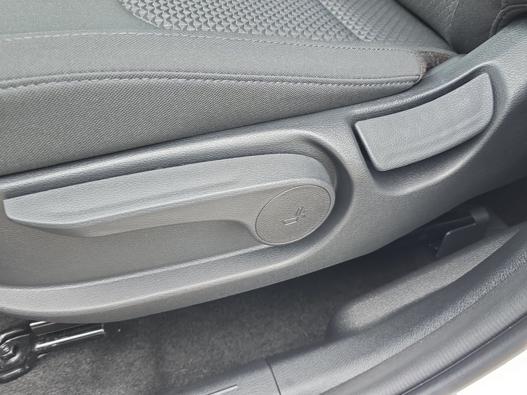 New 2027 Kia Sportage LX FWD image 20