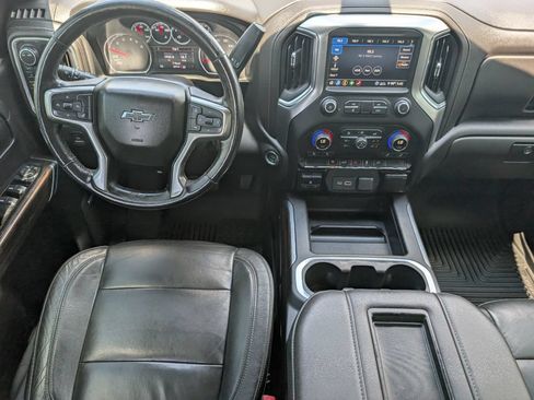 Used 2020 Chevrolet Silverado 1500 RST AWD/4WD image 7