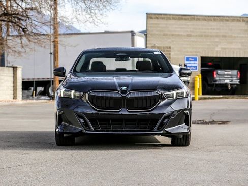 Used 2026 BMW 530i xDrive 530i xDrive w/ M Sport Package image 8