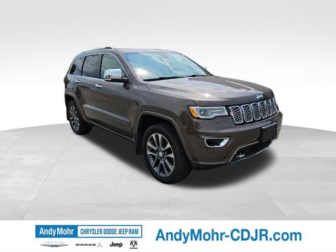Used 2018 Jeep Grand Cherokee Overland AWD/4WD image 1