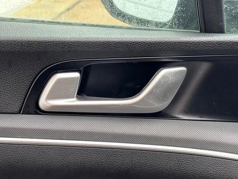 Used 2023 Kia K5 LXS image 8