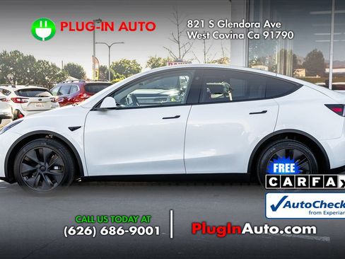 Used 2025 Tesla Model Y Long Range image 6