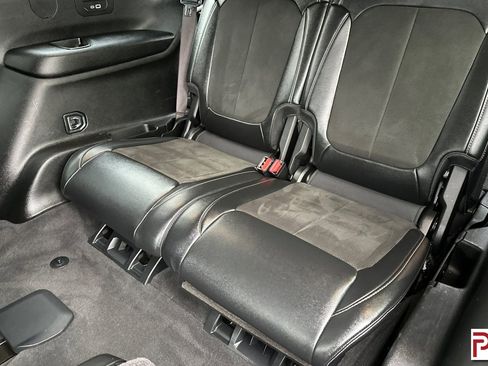 Used 2022 Jeep Grand Cherokee L Laredo image 18