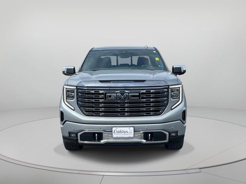 Used 2024 GMC Sierra 1500 Denali Ultimate image 9