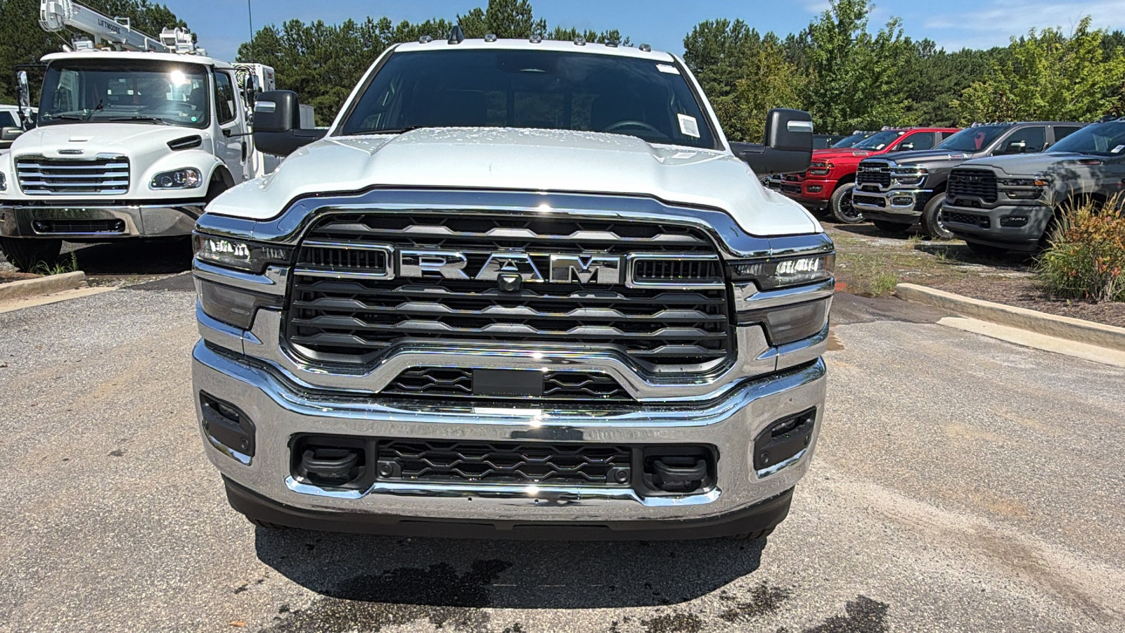New 2026 RAM 2500 Tradesman AWD/4WD image 3