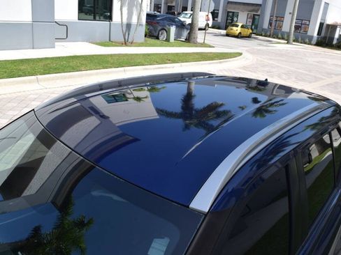 Used 2018 Nissan Kicks SV FWD image 25