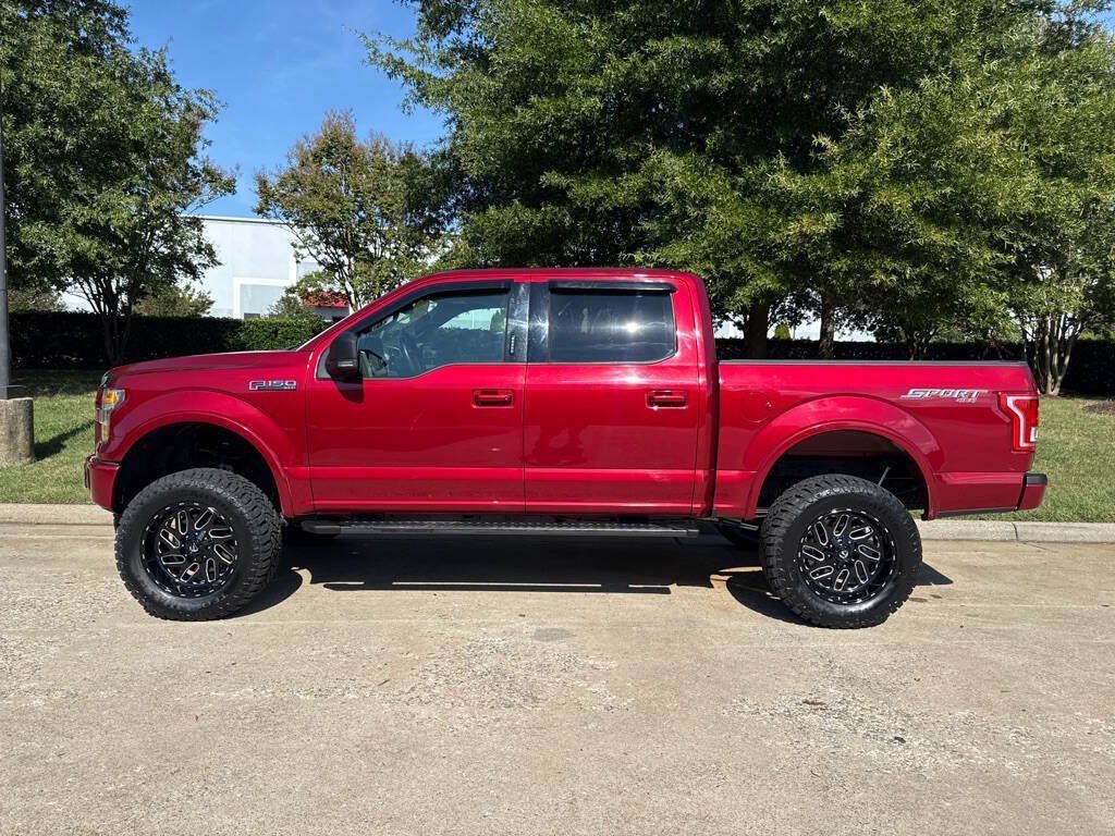 Used 2017 Ford F150 XLT w/ Equipment Group 301A Mid AWD/4WD image 5