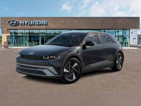 New 2026 Hyundai Ioniq 5 SEL image 2