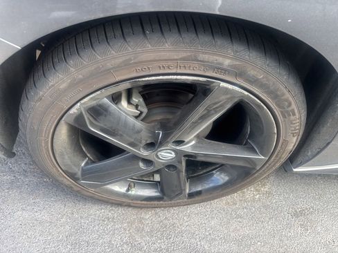 Certified 2022 Nissan Sentra SR image 13