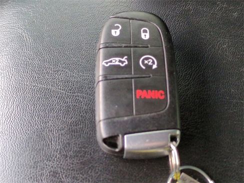 Used 2020 Dodge Charger SXT w/ Plus Group image 25