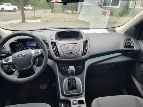 Used 2013 Ford Escape SE FWD image 11