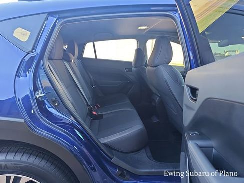 Used 2025 Subaru Crosstrek 2.0i Premium image 16