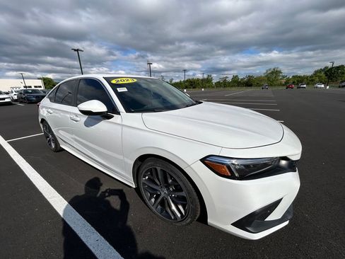 Certified 2023 Honda Civic Touring image 18