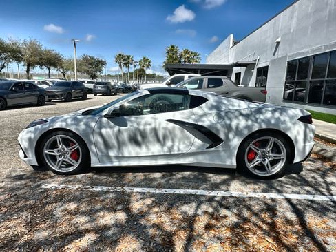 Used 2022 Chevrolet Corvette 2LT w/ Battery Protection Package image 5