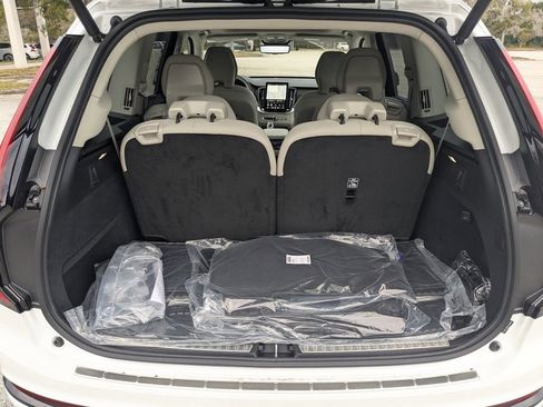New 2026 Volvo XC90 B6 Ultra w/ Protection Package Premier AWD/4WD image 10