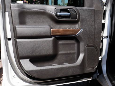 Used 2021 Chevrolet Silverado 1500 RST w/ Z71 Off-Road Package image 14