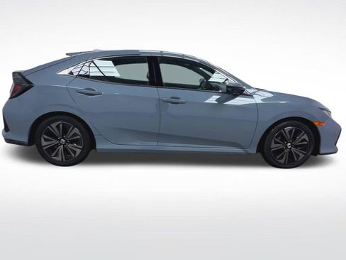 Used 2018 Honda Civic EX image 9