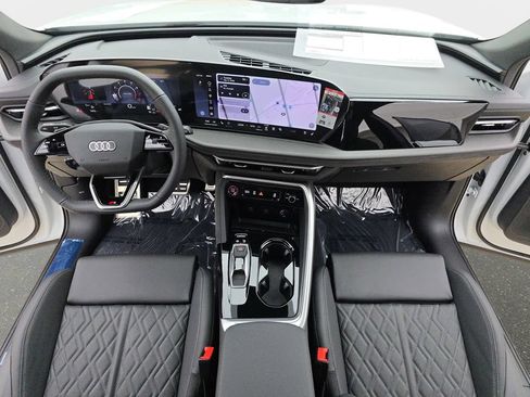 New 2026 Audi SQ5 Premium Plus AWD/4WD image 9