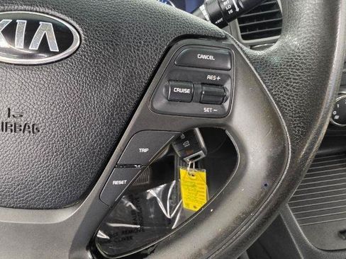 Used 2015 Kia Forte LX w/ Popular Package FWD image 17