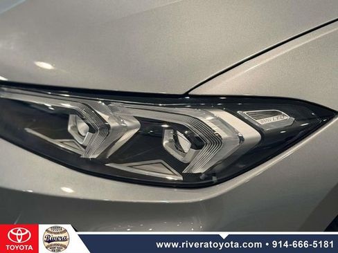 Used 2023 BMW 330i xDrive Sedan w/ Premium Package AWD/4WD image 9