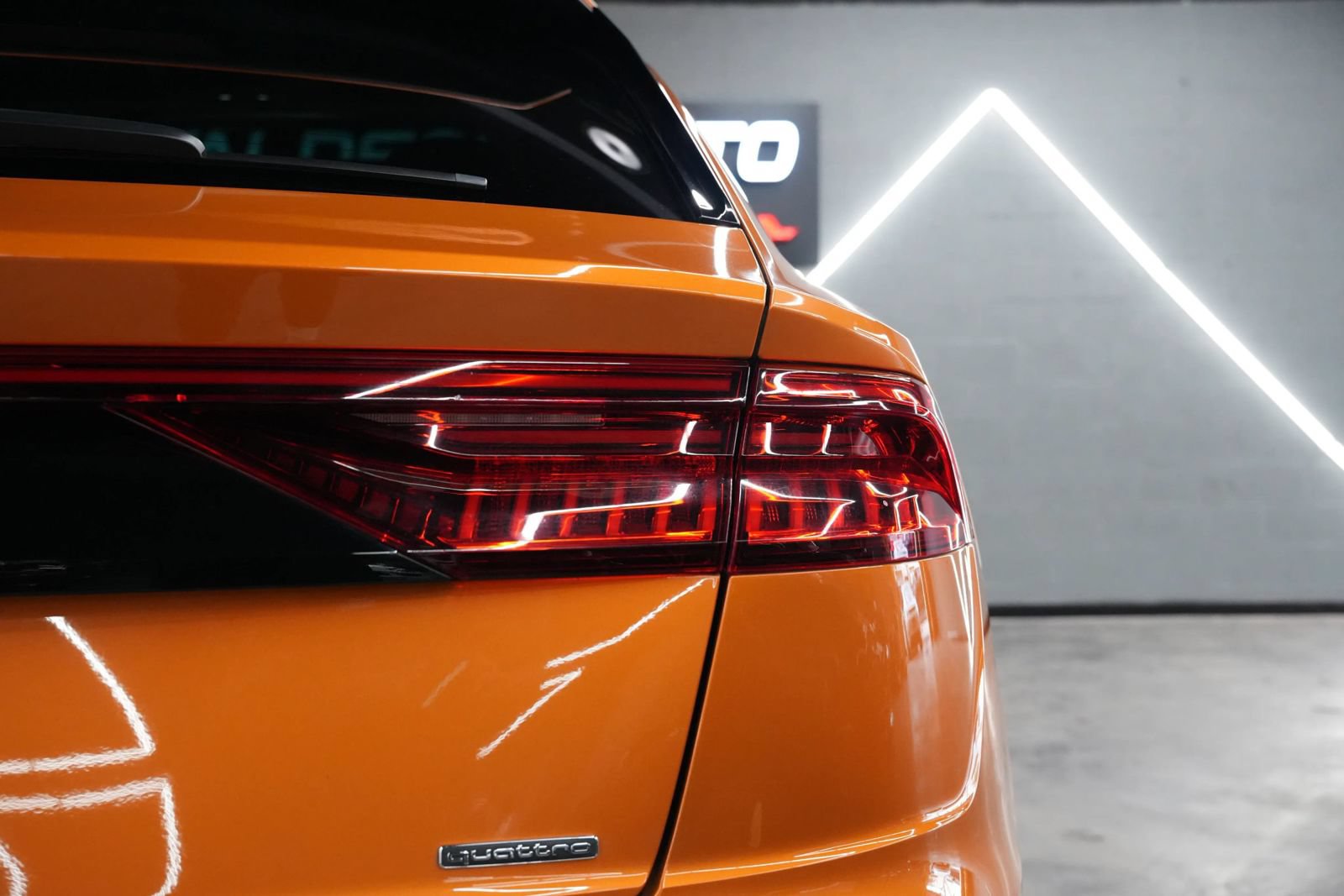 Used 2020 Audi Q8 Premium Plus w/ Premium Plus Package AWD/4WD image 23