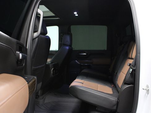 Used 2023 Chevrolet Silverado 2500 High Country w/ Safety Package II image 13