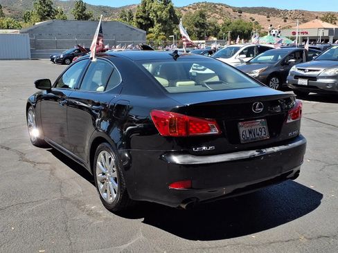 Used 2010 Lexus IS 250 w/ Premium Pkg Value Edition RWD image 6