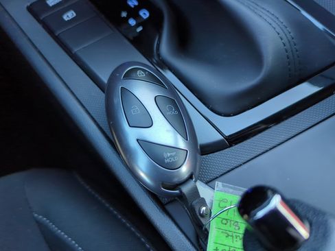 Certified 2025 Hyundai Elantra Sport image 30