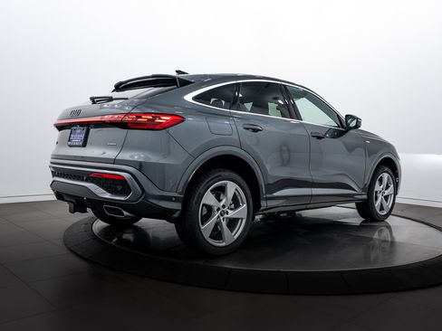 New 2025 Audi Q5 Premium Plus image 4