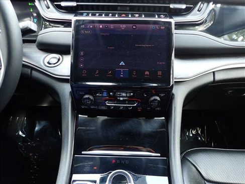 Used 2023 Jeep Grand Cherokee 4WD 4xe w/ Luxury Tech Group II image 18