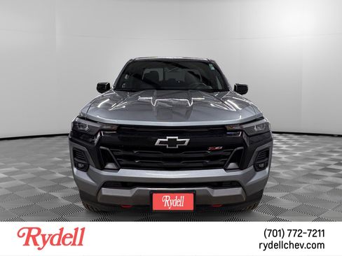 Used 2023 Chevrolet Colorado Z71 w/ Z71 Convenience Package 2 image 8